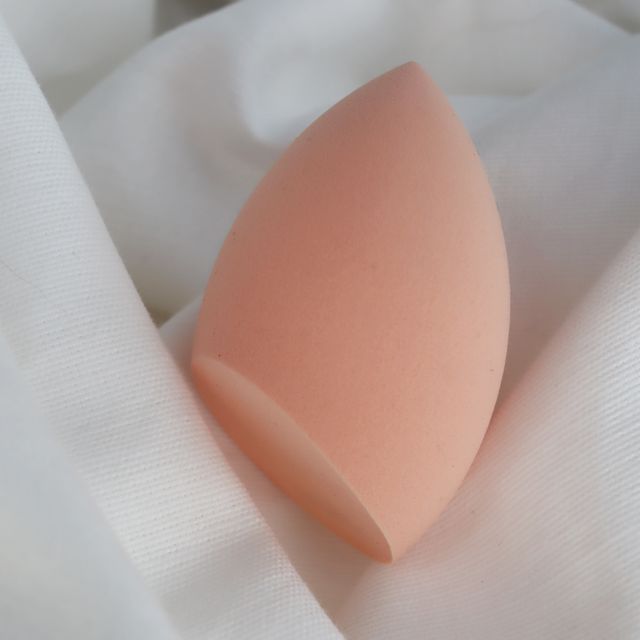 Blending Sponge Diagonal - Soft Peach